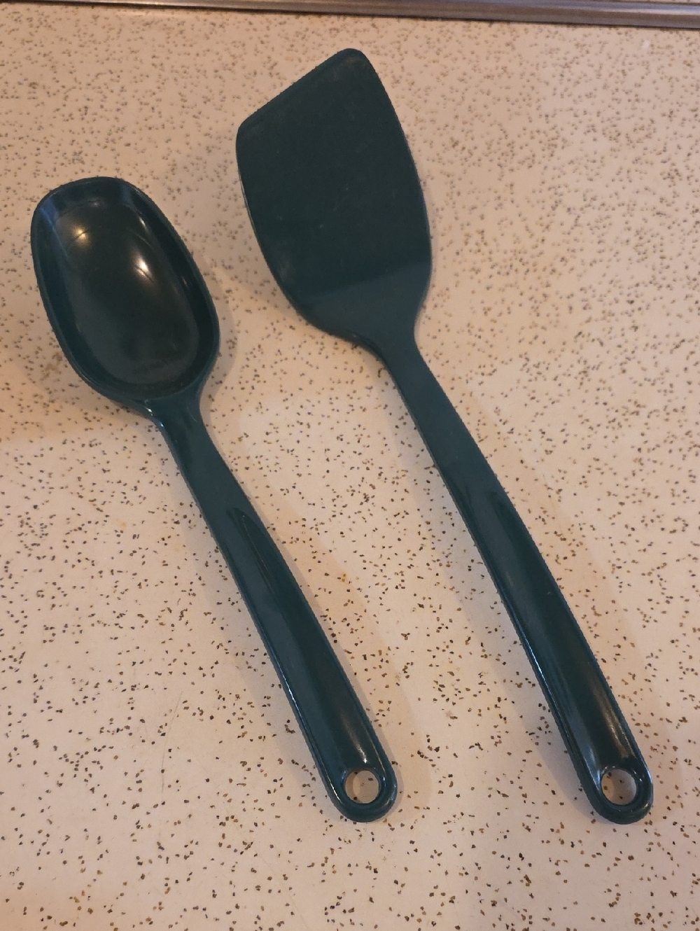 Trudeau Green Melamine Hollinger Design Serving Spoon and Spatula Set